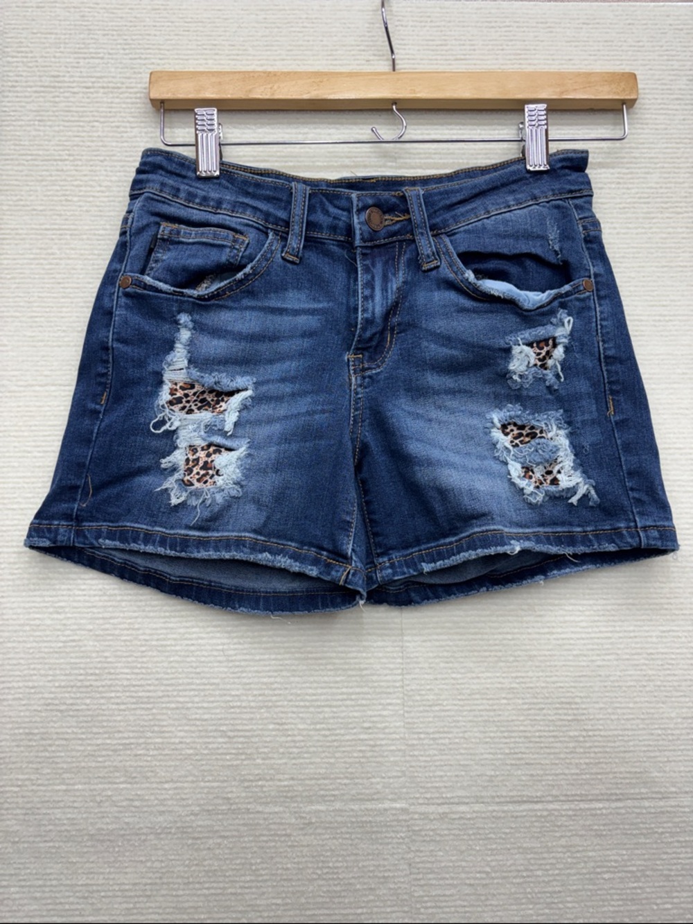 Judy Blue | small Distressed Leopard-Panel Dark Blue Denim Shorts